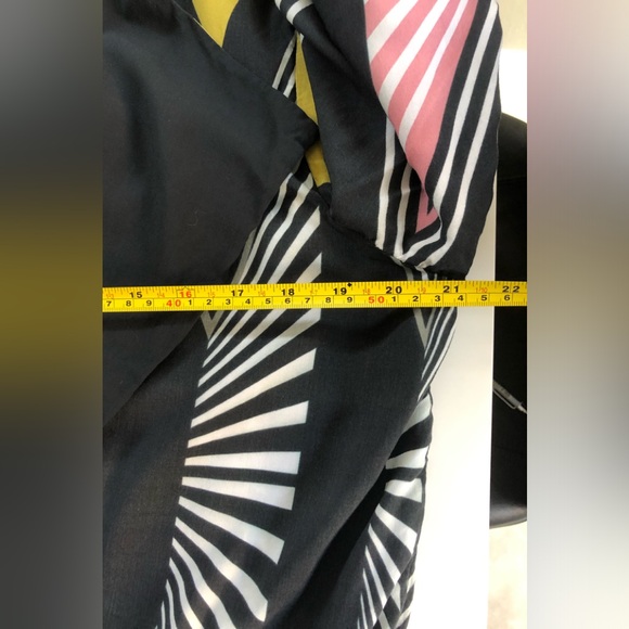 Corey Lynn Calter Cardigan Size: L - Picture 8 of 15